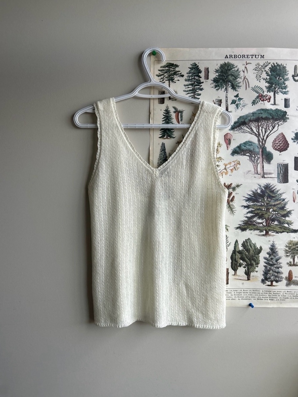 Lili Sidonio V-Neck Knit Tank Top Cream Large
